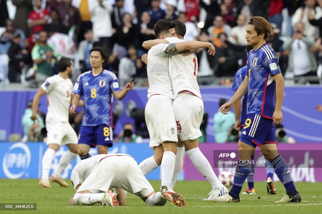 momen-dramatis-laga-iran-vs-jepang.jpg