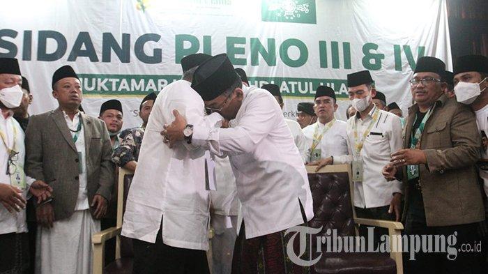 momen-ketua-umum-pbnu-kh-yahya-cholil-staquf.jpg