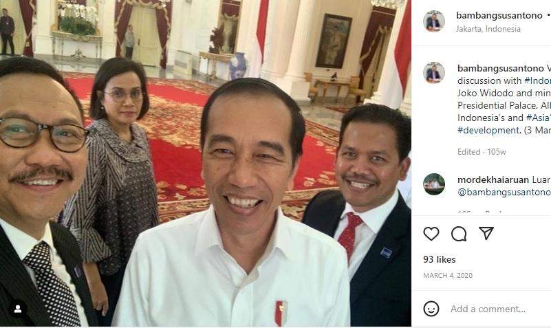 momen-selfie-jokowi-dan-bambang-susantono12.jpg