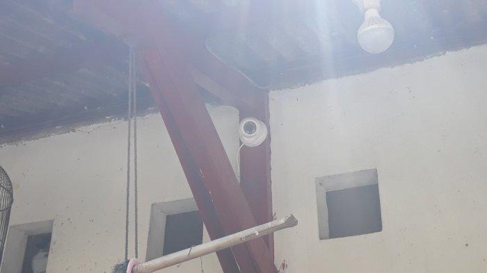 monitor-cctv-yang-terpasang-di-rumah-korban-bakso-yang-diduga.jpg