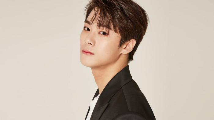 moonbin-astro-1.jpg