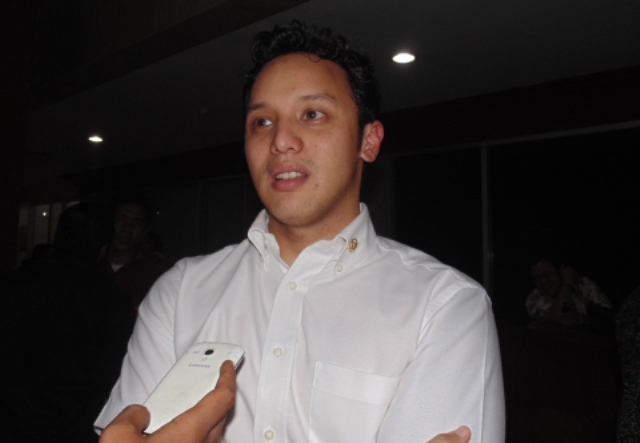 moreno-soeprapto-bajuputihhh_20150310_134824.jpg