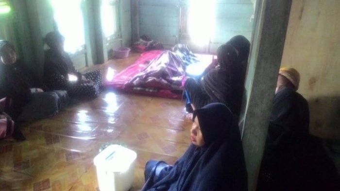 muh-tang-ditemukan-gantung-diri_20180924_093222.jpg