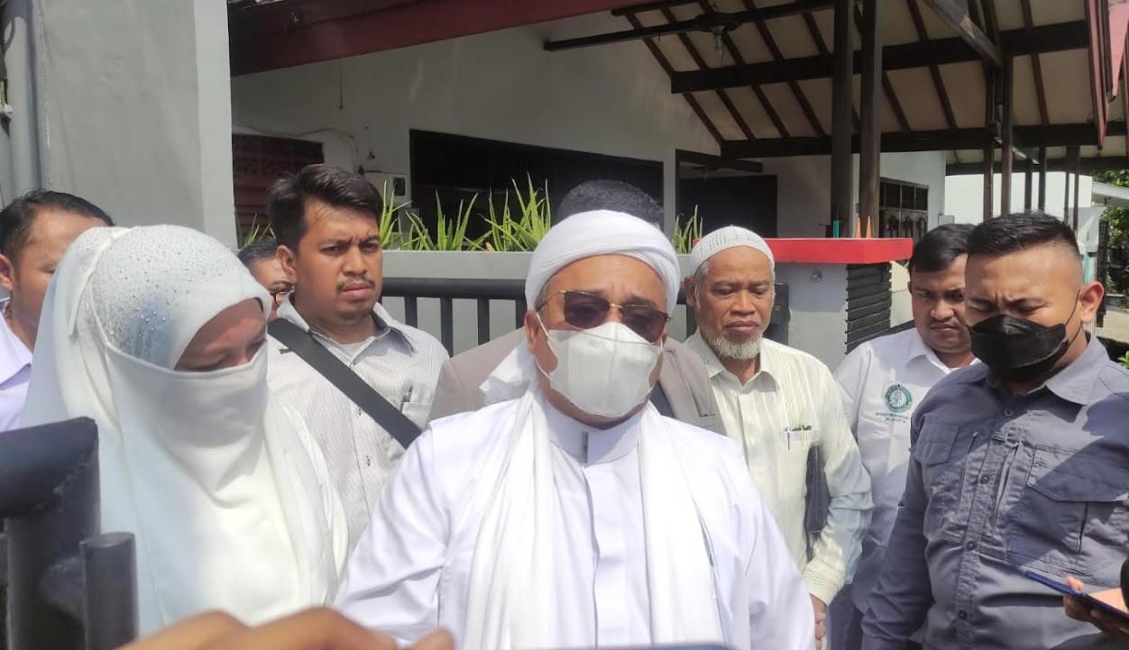 muhammad-rizieq-shihab-alias-habib-v.jpg