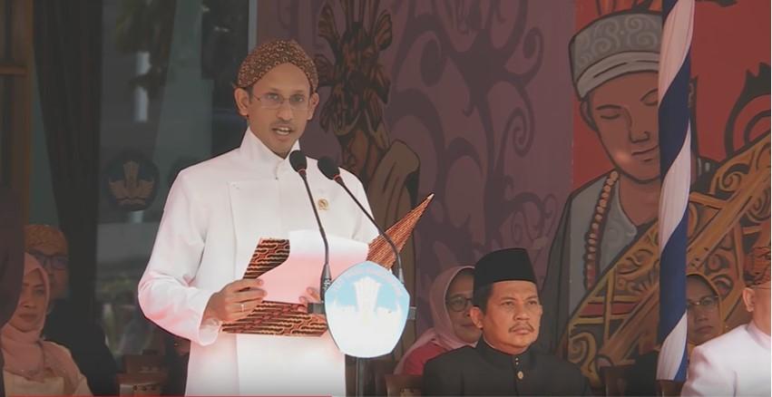 nadiem-makarim-pimpin-upacara-peringatan-sumpah-pemuda.jpg