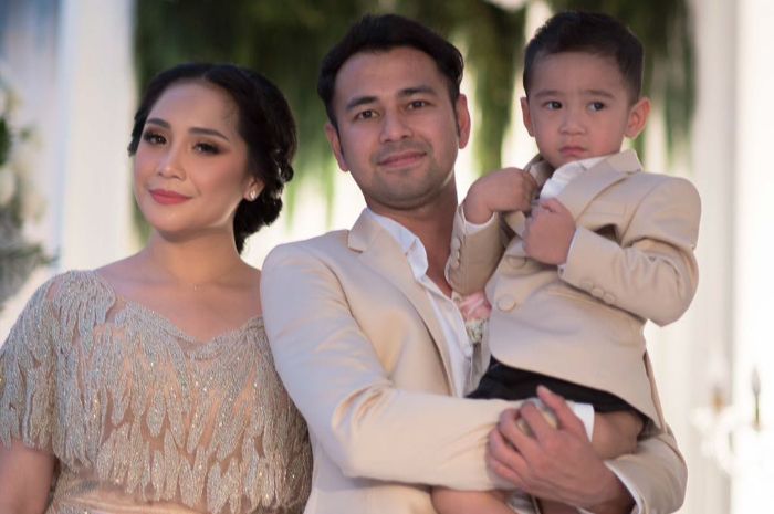 nagita-slavina-raffi-ahmad-dan-rafathar_20180815_095042.jpg