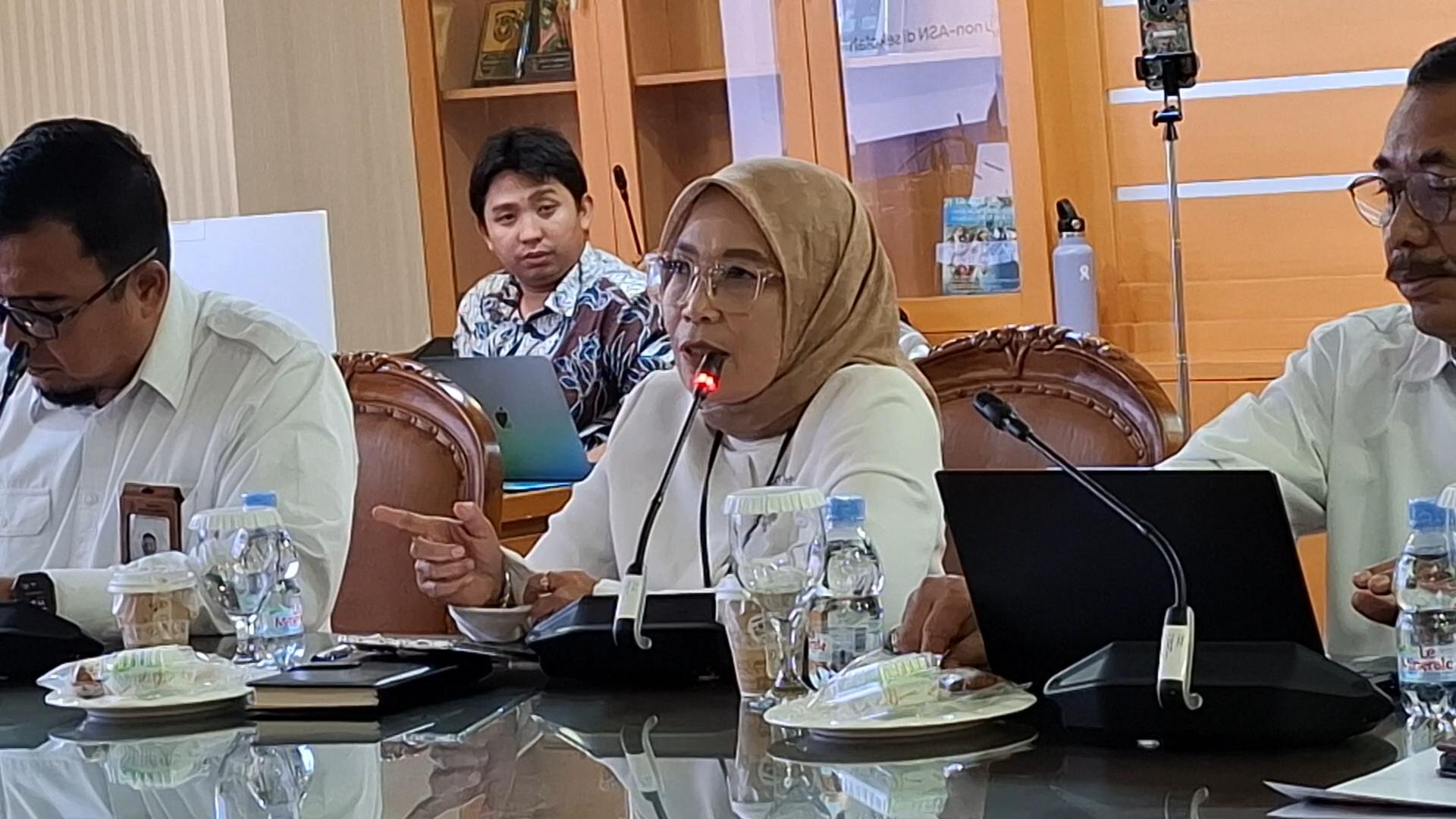 Status Guru Non-ASN Dihapus pada 2027, Kemendikdasmen Pastikan Tak Ada PHK Massal