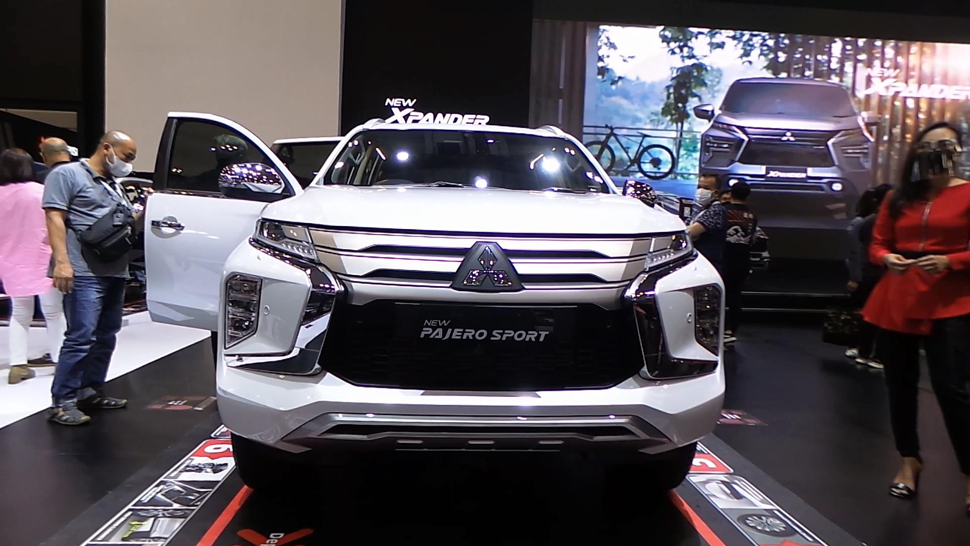 new-pajero-sport-mejeng-di-giias-2021_20211112_232857.jpg