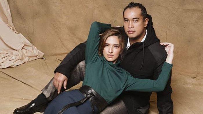nia-ramadhani-dan-ardi-bakrie-f12.jpg