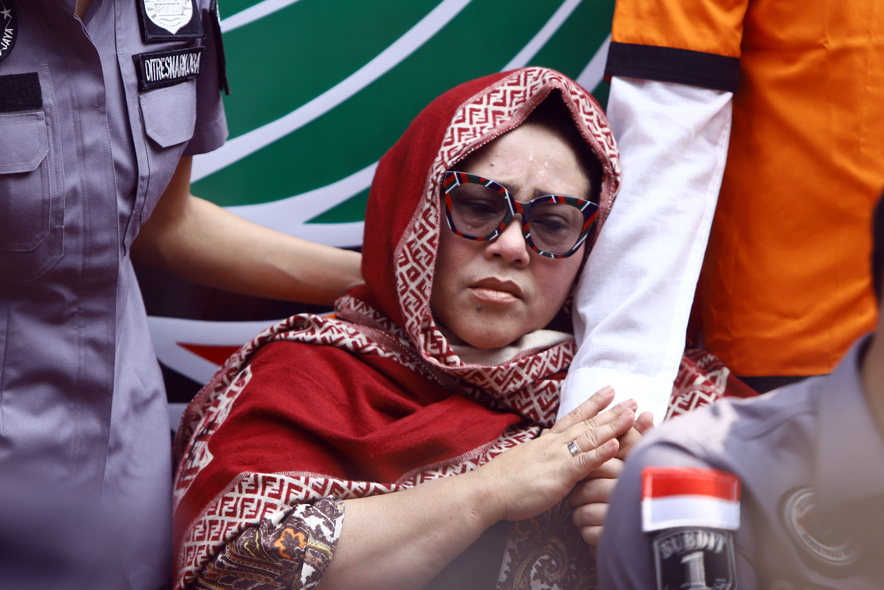 nunung-resmi-jadi-tersangka-penyalahgunaan-narkotika_20190722_211341.jpg