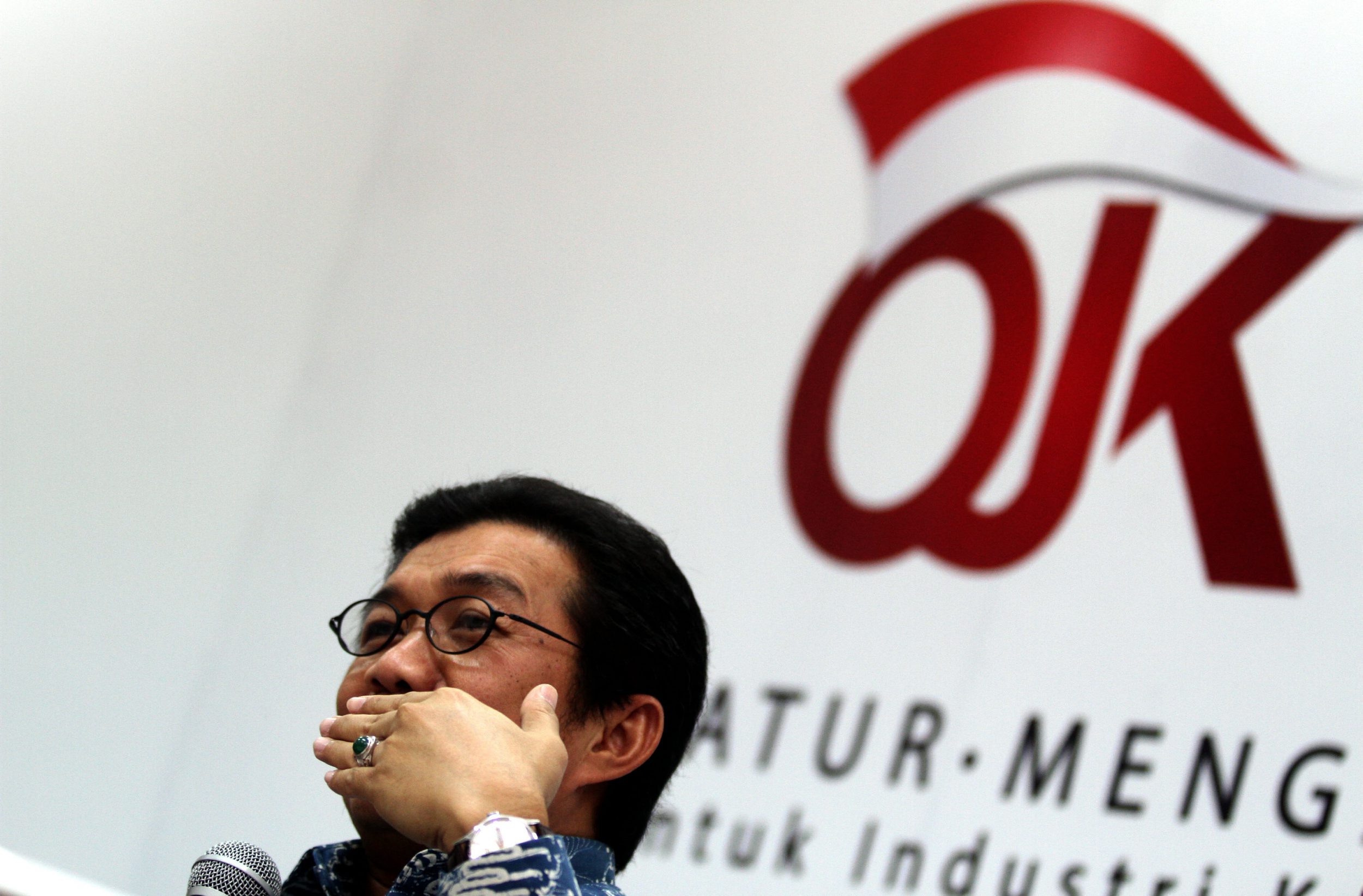 ojk-keluarkan-35-kebijakan-stimulus-perekonomian_20150724_191749.jpg
