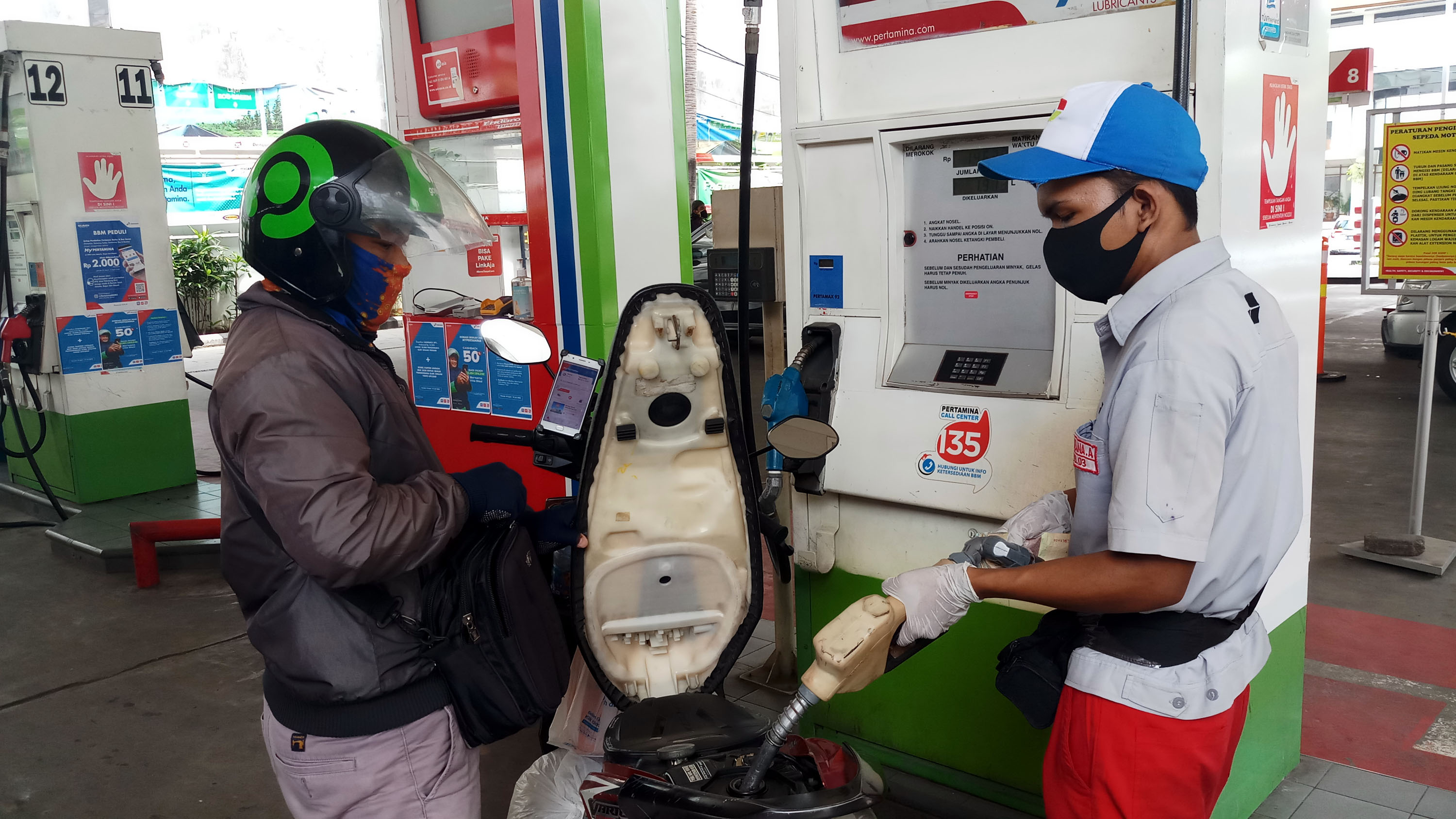 ojol-dapat-cashback-50-persen-untuk-pembelian-bbm-pertamina_20200414_141812.jpg