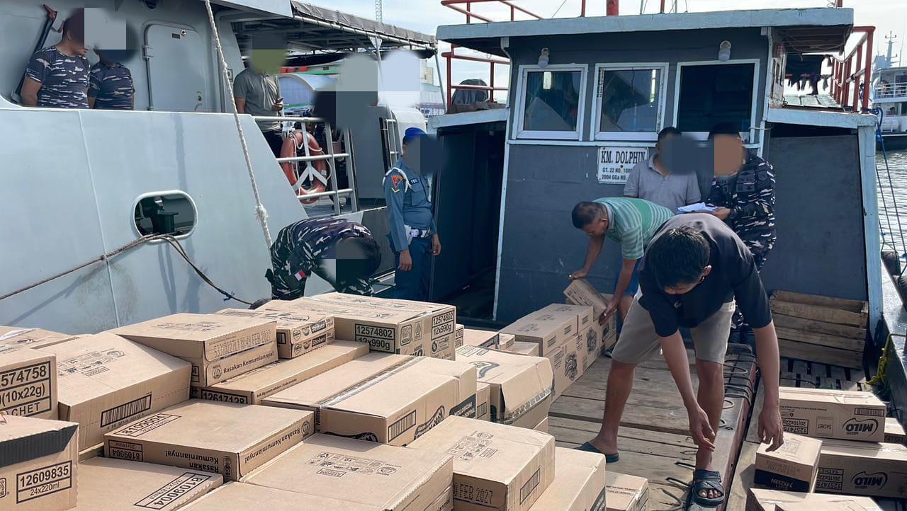 TNI AL Amankan KM Dolphin di Selat Beliah Kundur, Ditemukan Dokumen Bermasalah hingga Narkoba
