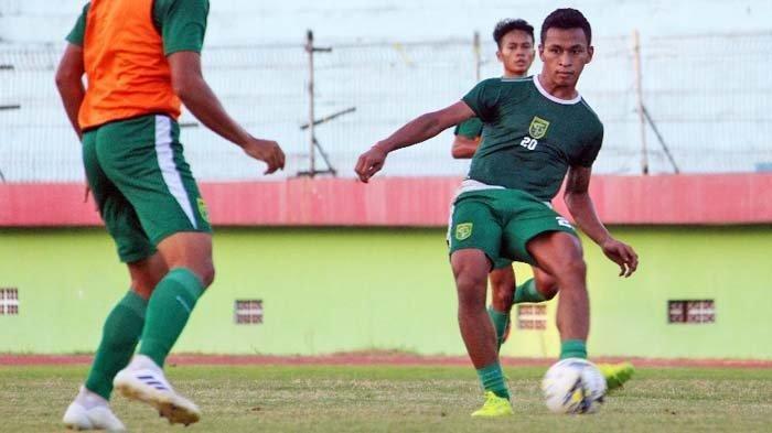 osvaldo-haay-saat-berlatih-bersama-persebaya-surabaya.jpg