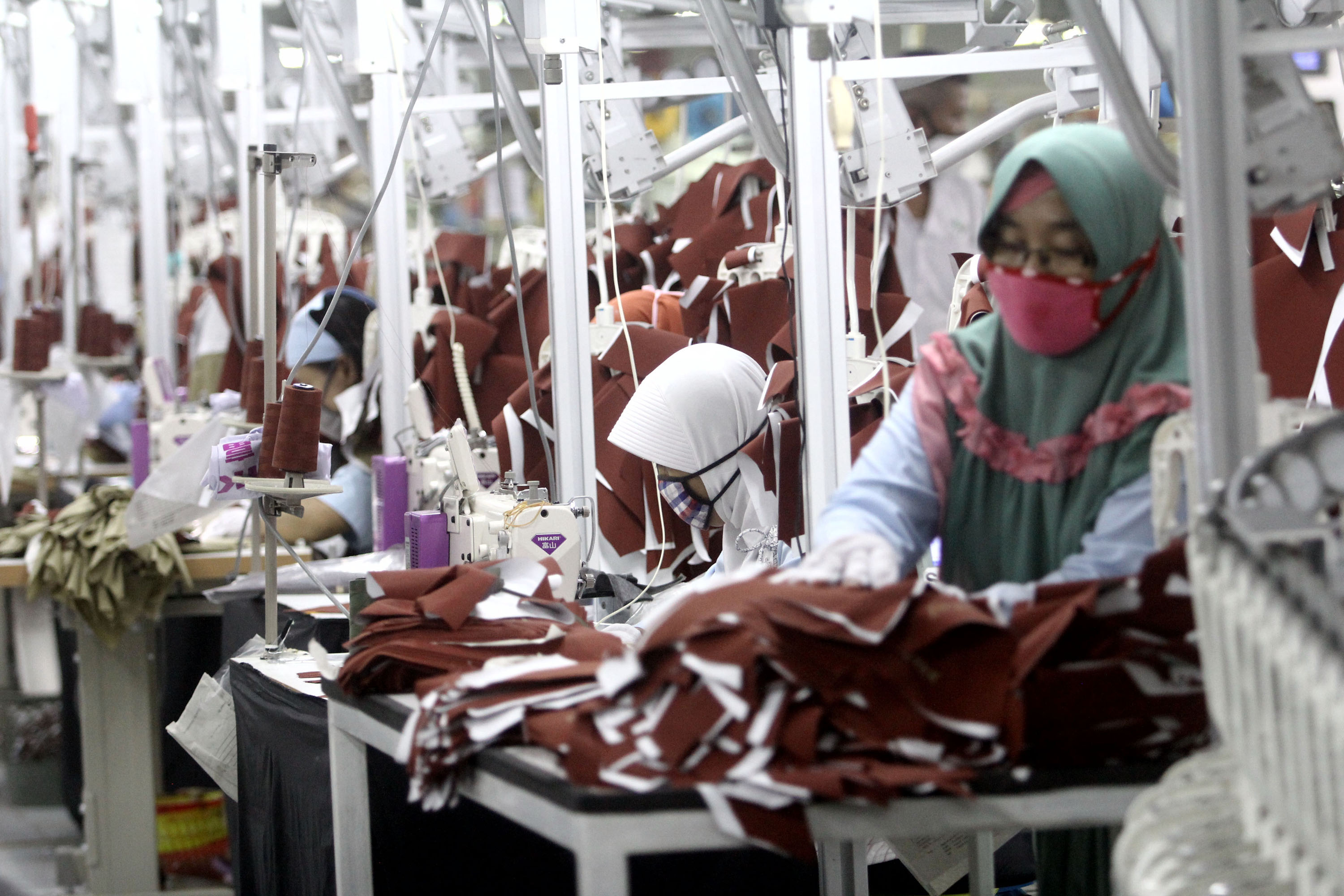 70 Ribu Pekerja Sudah di-PHK, 3.000 Karyawan Nyusul Jadi Pengangguran Imbas 5 Pabrik Tekstil Tutup