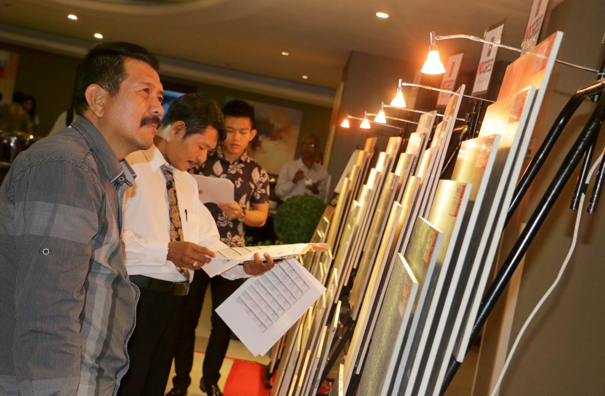 pameran-keramik-indogress-semarang_20190706_143156.jpg