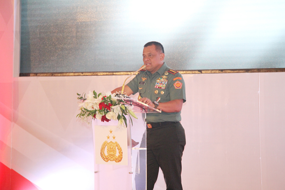 panglima-tni-beri-pembekalan-peserta-apel-kasatwil_20171010_095902.jpg