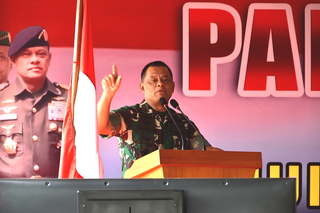panglima-tni-bertemu-prajurit-kodam-iisriwijaya_20171018_110958.jpg