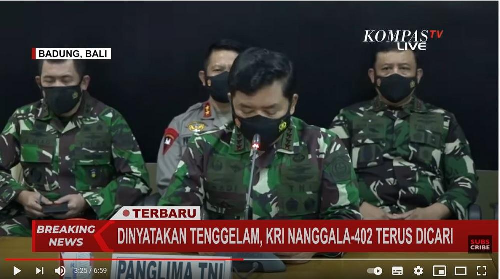 panglima-tni-marsekal-hadi-tjahjanto-menyatakan-seluruh-awak-kri-nanggala-402-gugur.jpg
