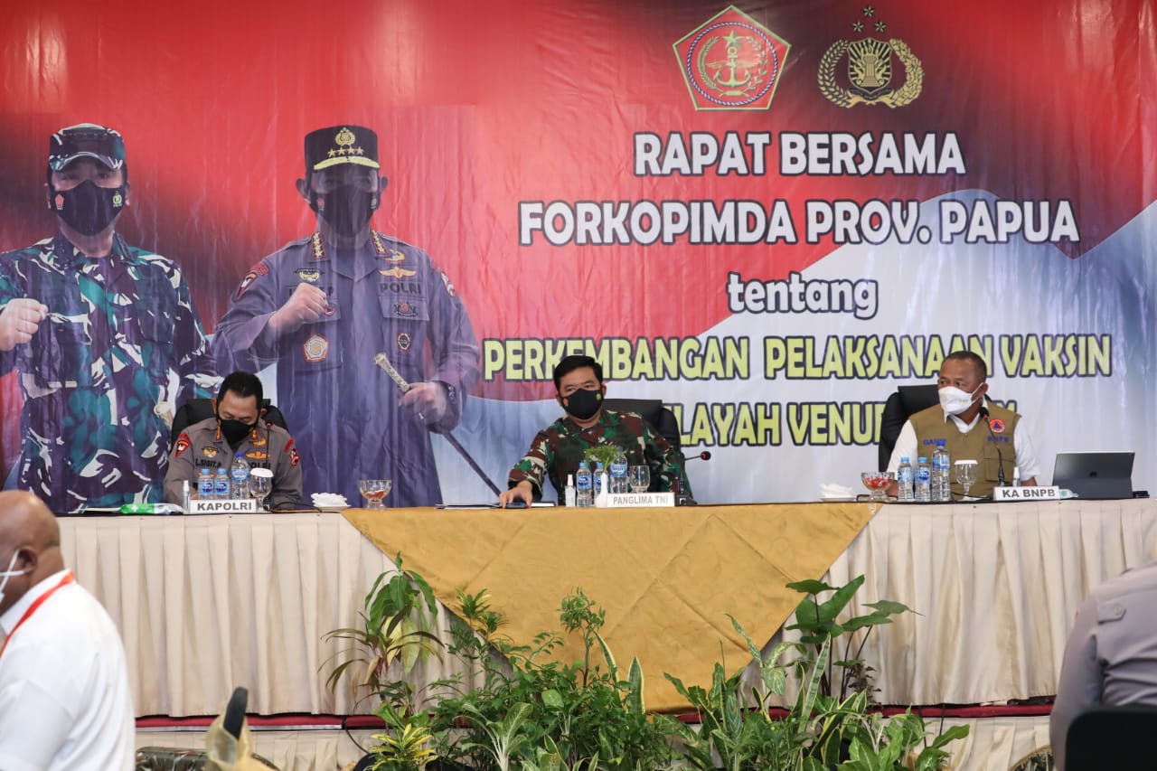 panglima-tni-pimpin-rapat-forkopimda-se-provinsi-papua_20210929_143833.jpg