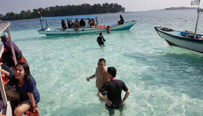 pantai-kepulauan-seribu_20150129_073842.jpg