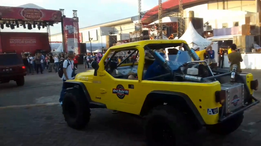 parade-mobil-off-road-semarakkan-iims-2017_20170502_152447.jpg