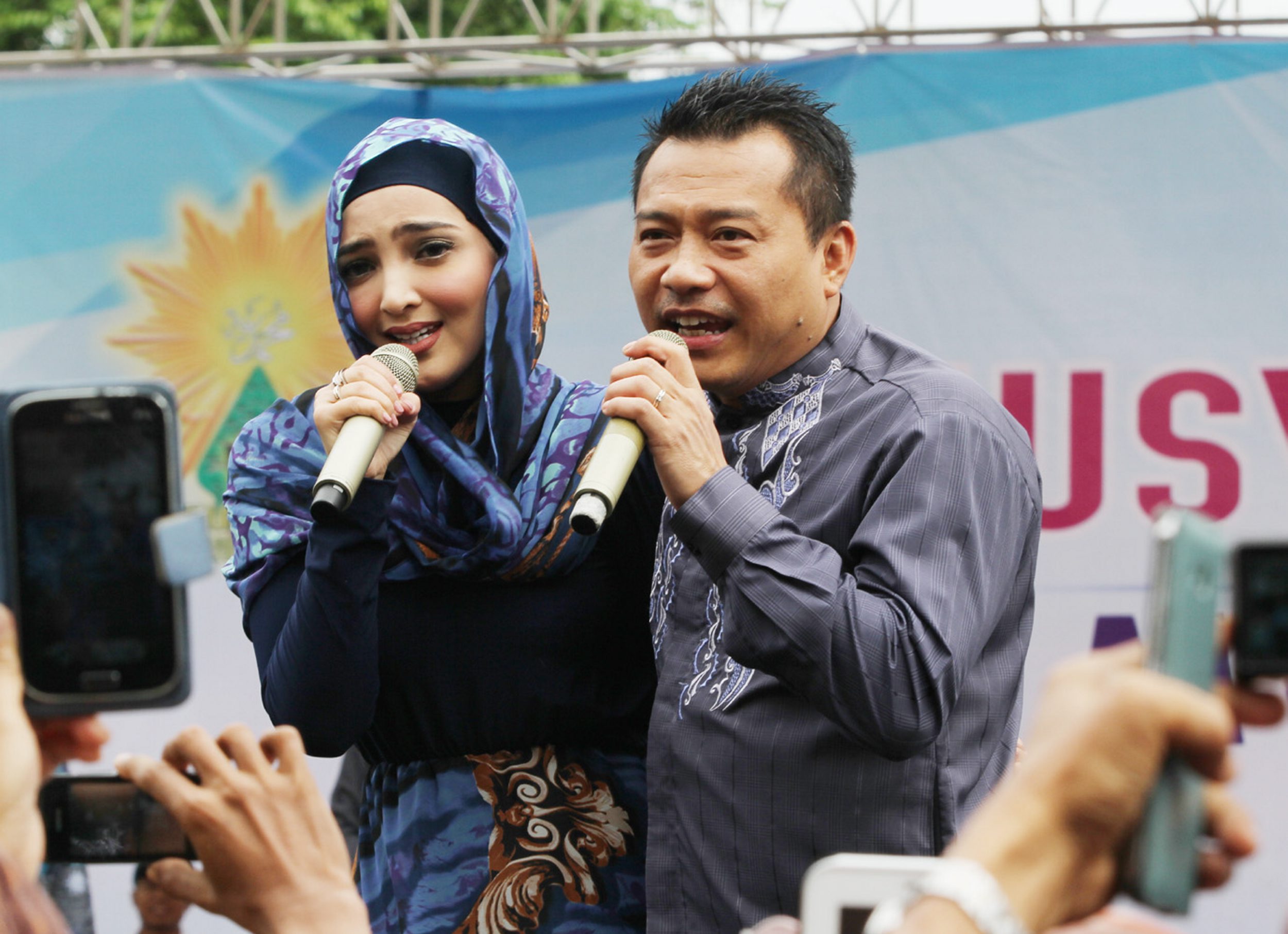 pasangan-anang-dan-ashanty-hibur-muswil-muhammadiyah-kudus_20151220_201957.jpg