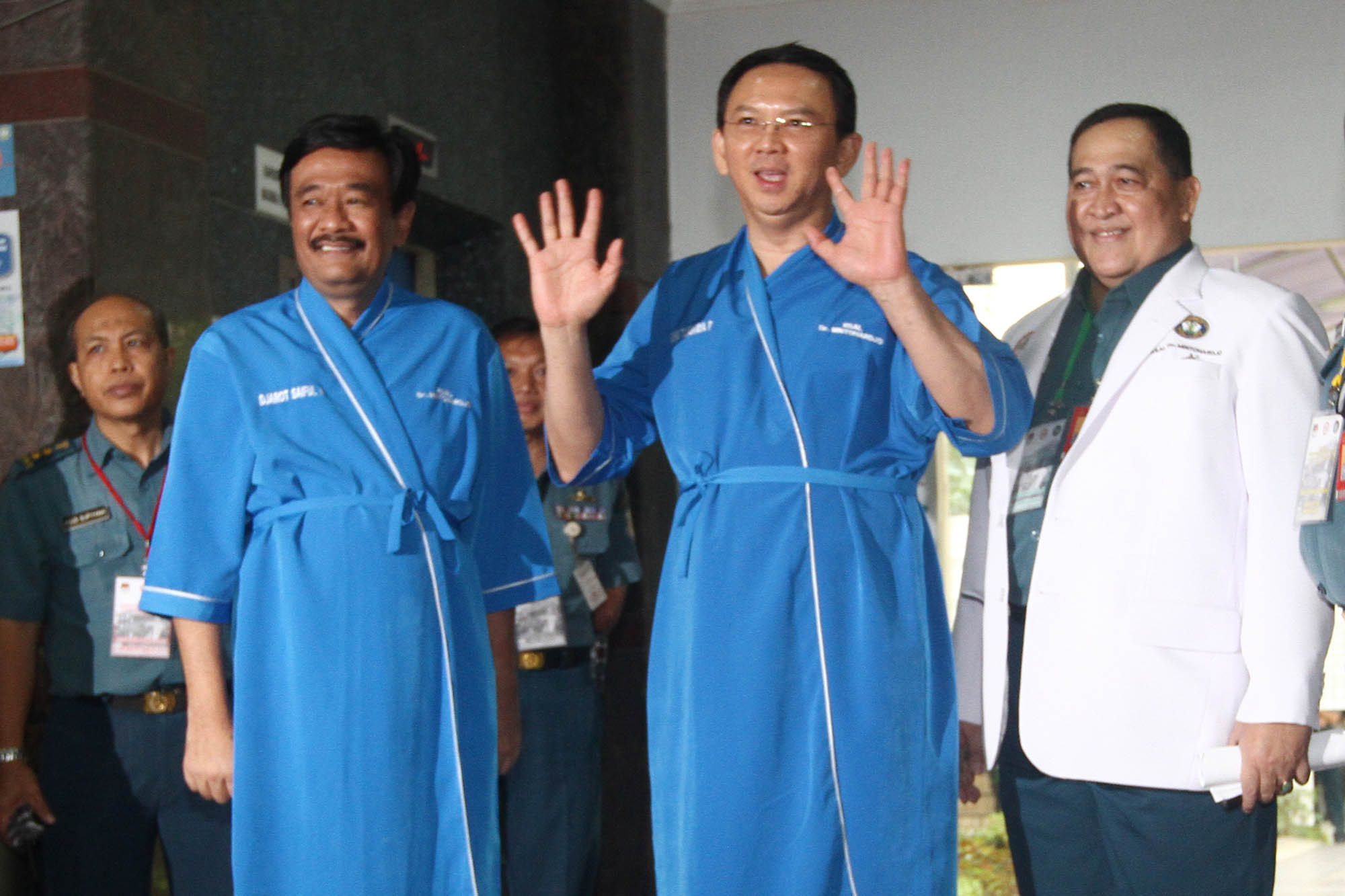 pasangan-cagub-cawagub-jalani-tes-kesehatan_20160924_193458.jpg