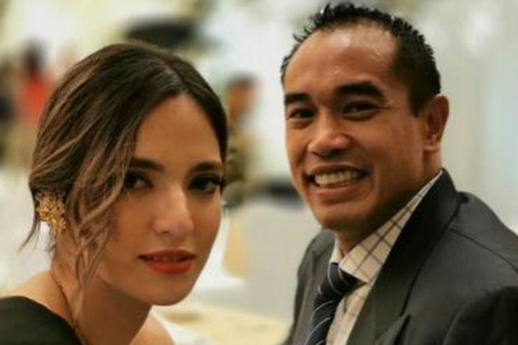 pasangan-selebritas-nia-ramadhani-dan-ark.jpg
