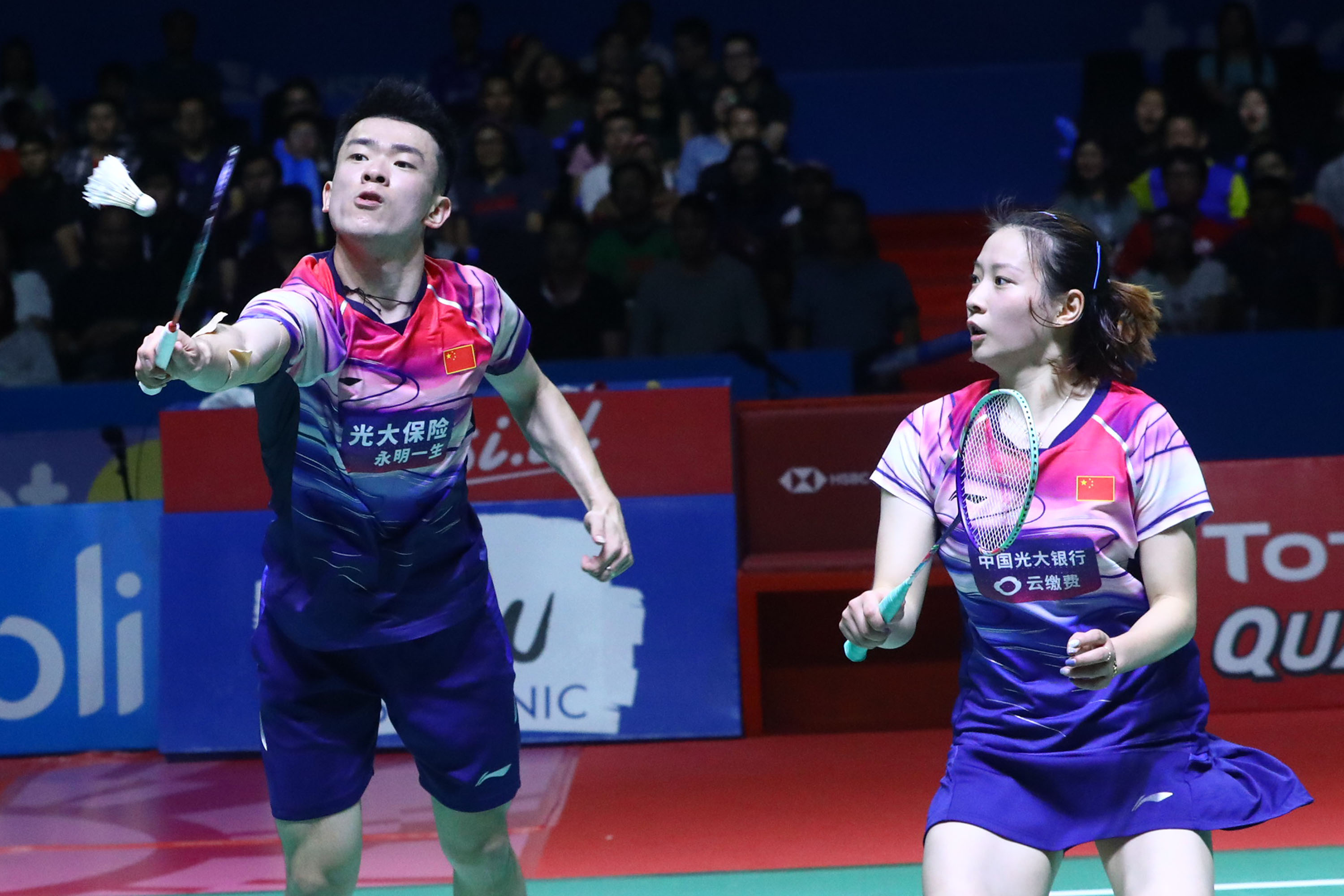 pasangan-zheng-si-wei-dan-huang-ya-qiong-juara-ganda-campuran_20190721_194446.jpg