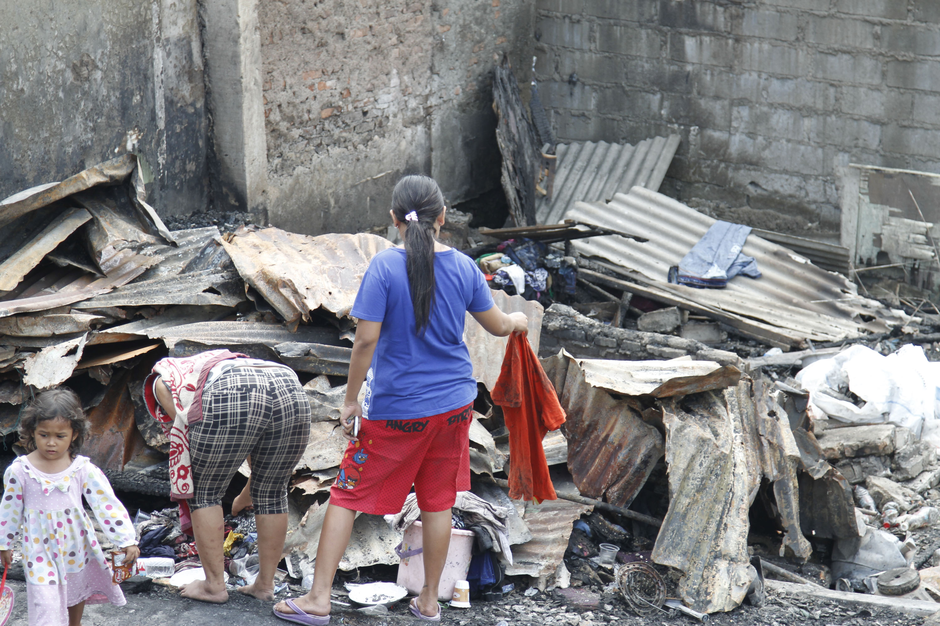 pasar-mainan-anak-anak-pasar-gembrong-terbakar_20150805_145918.jpg