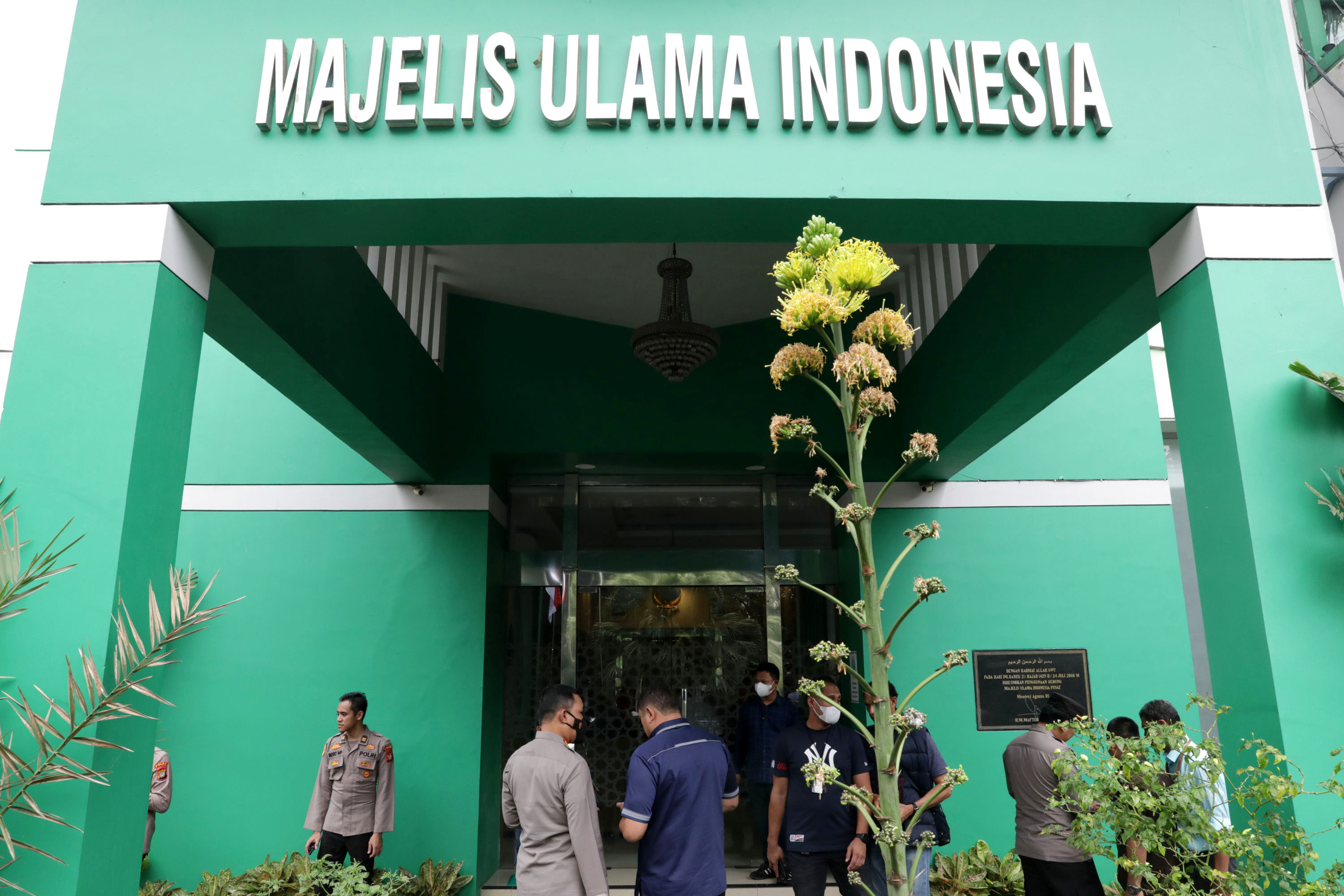 pasca-penembakan-kantor-mui_20230502_135238.jpg