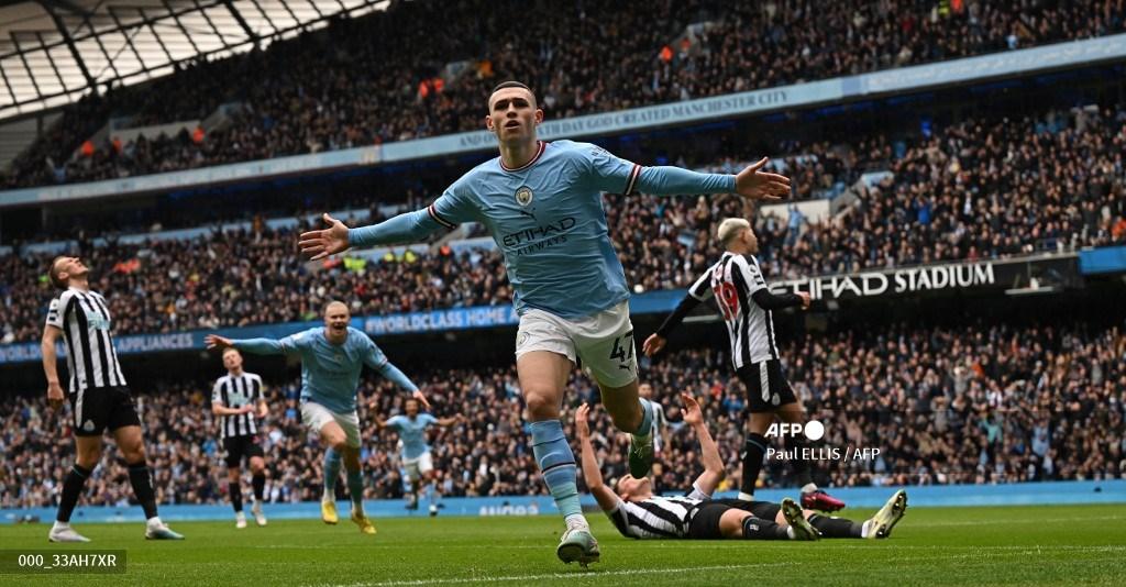 paul-ellis-afpgelandang-inggris-manchester-city-phil-foden-merayakan.jpg