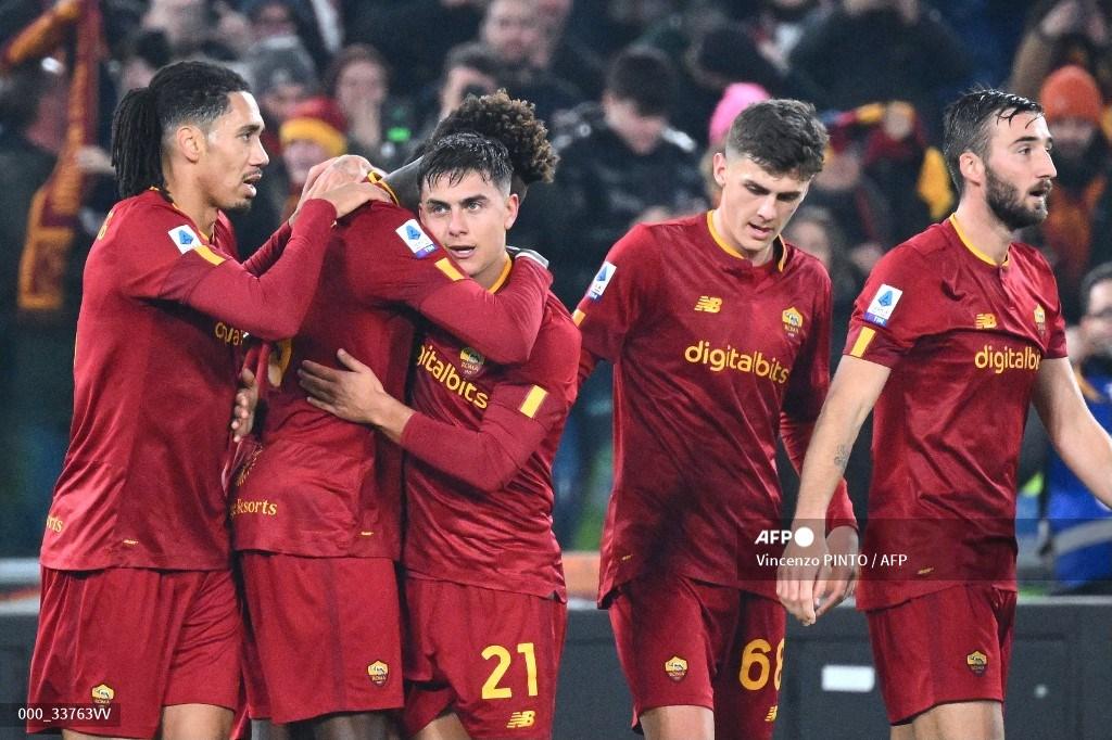 paulo-dybala-merayakan-gol.jpg