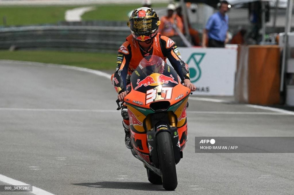pedro-acosta-juara-dunia-moto2-2023-termuda.jpg