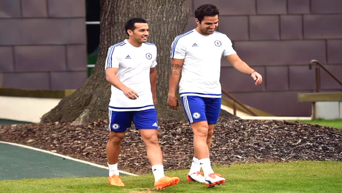 pedro-rodriguez-dan-cesc-fabregas_20150822_024428.jpg