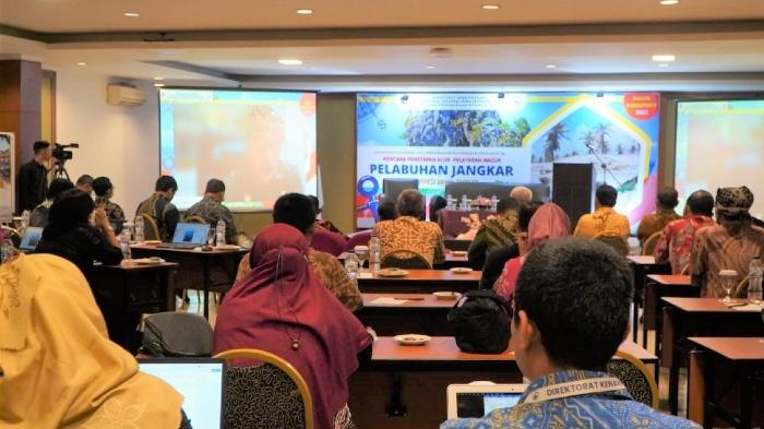 pelabuhan-jangkar-ditjen-hubla-kemenhub-laut.jpg