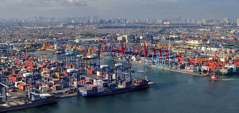pelabuhan-tanjung-priok-jakarta_20161107_145239.jpg