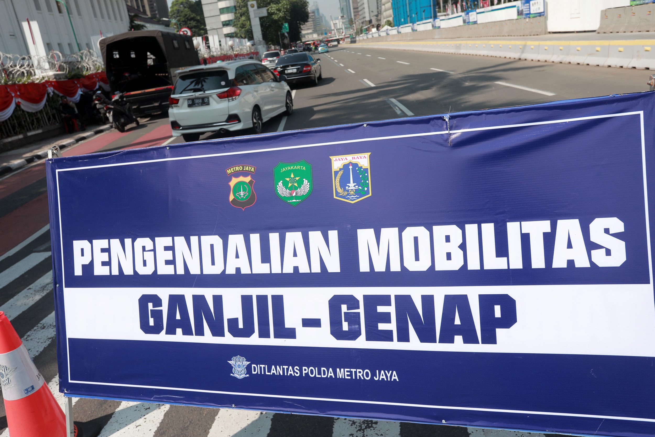 pelaksanaan-pengendalian-mobilitas-ganjil-genap-di-dki-jakarta_20210812_124500.jpg