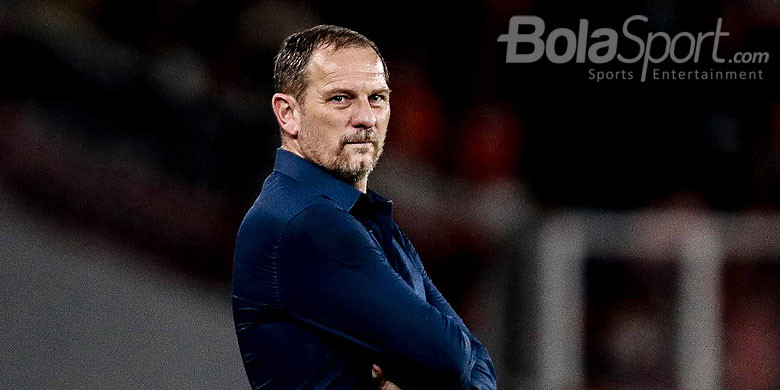 pelatih-bek-borneo-fc-dejan-antonic_20180420_151143.jpg