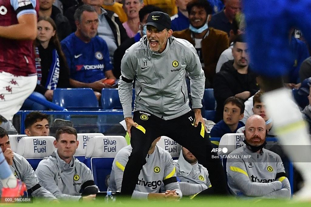 pelatih-kepala-chelsea-jerman-thomas-tuchel-memberi-isyarat-dari-tepi-lapangan.jpg