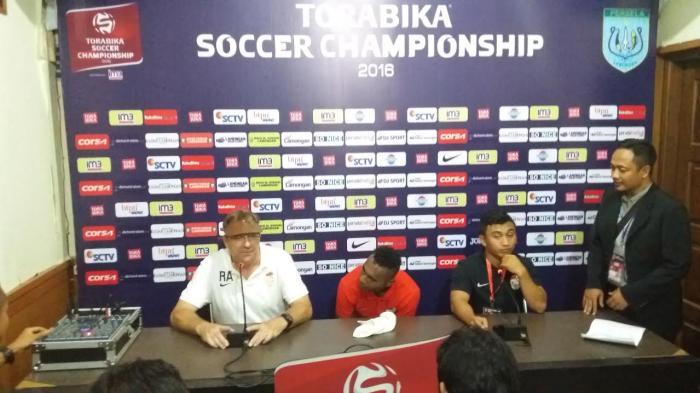 pelatih-psm-makassar-robert-rene-alberts_20160902_235112.jpg