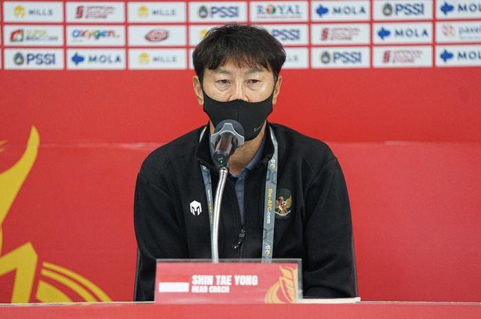 pelatih-timnas-indonesia-shin-tae-yong-121.jpg