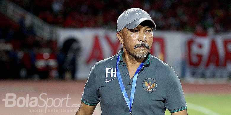 pelatih-timnas-u-16-indonesia-fakhri-husaini_20180902_043940.jpg