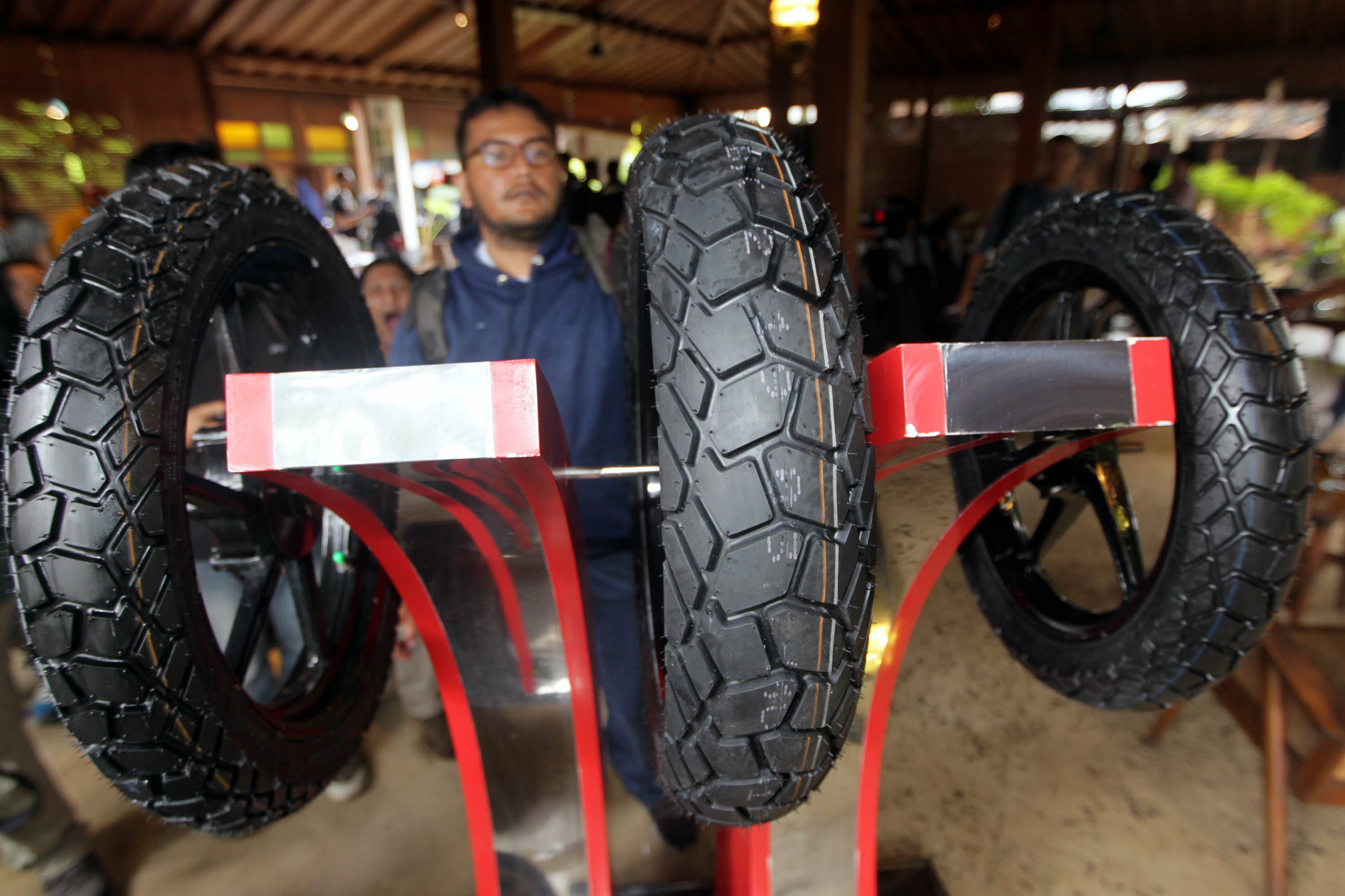 peluncuran-ban-corsa-cross-s-dual-purpose_20180424_224353.jpg