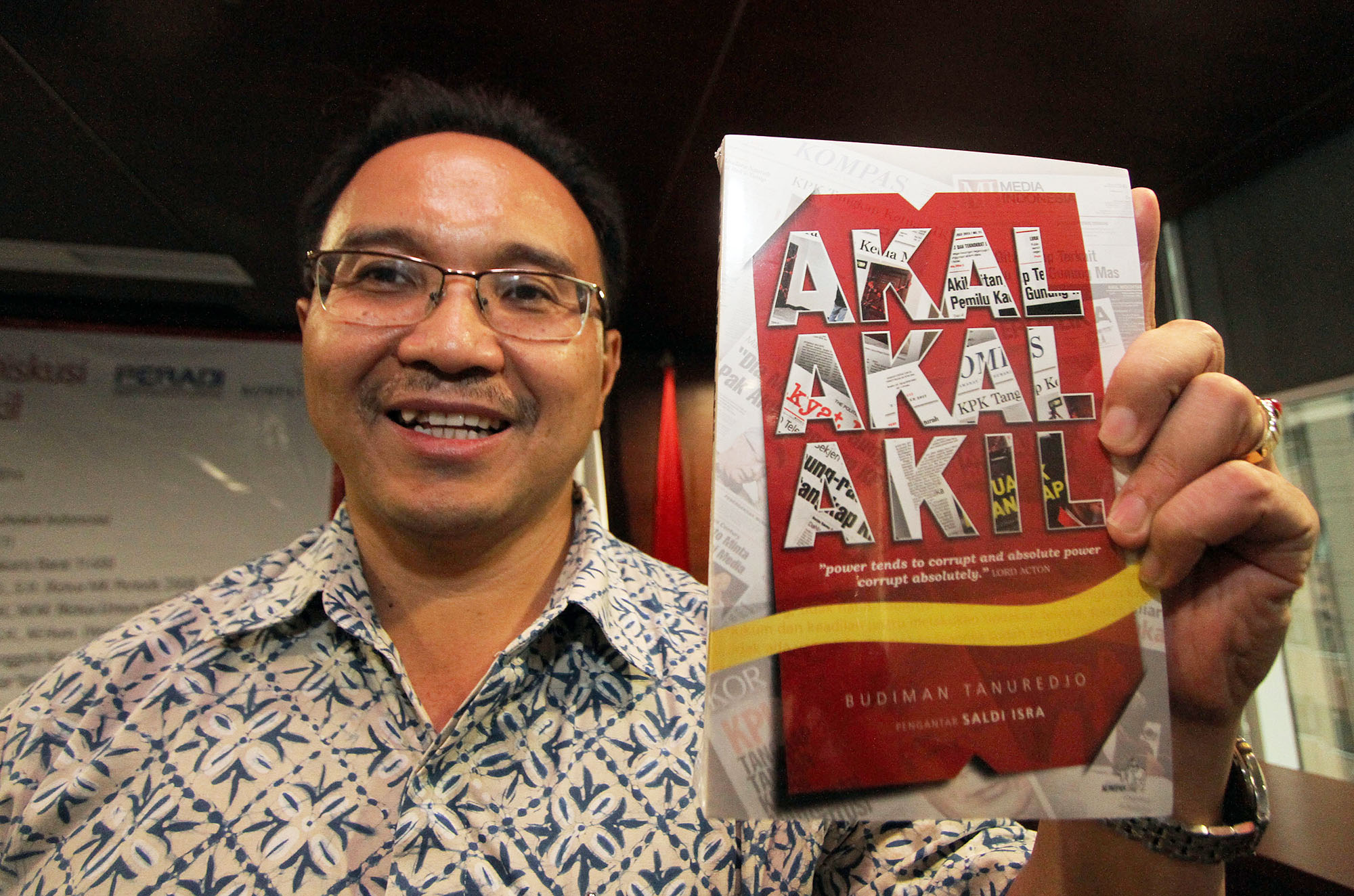 peluncuran-buku-akal-akal-akil_20141125_181523.jpg