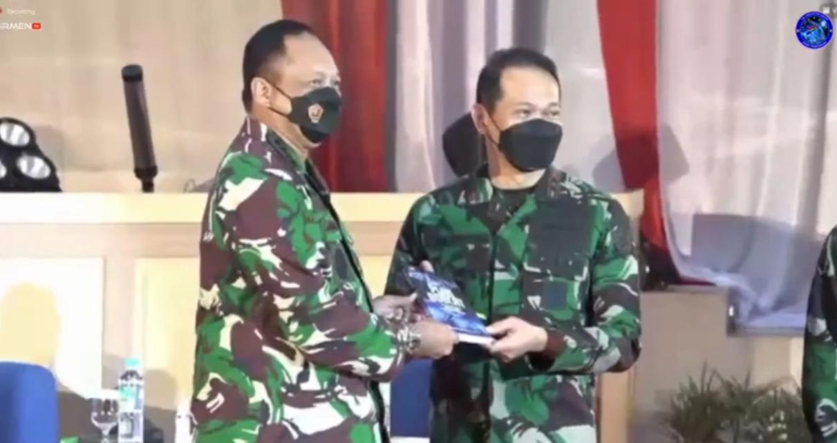 peluncuran-buku-ksau.jpg