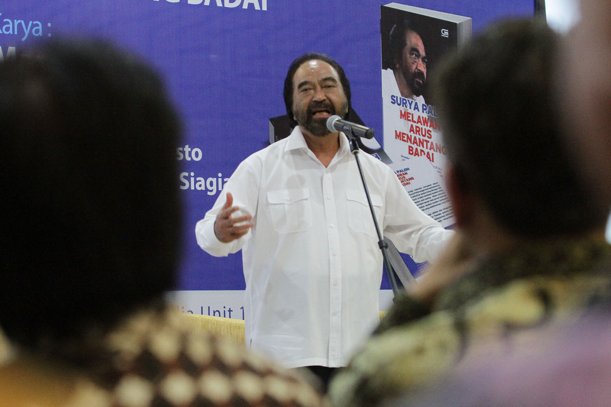 peluncuran-buku-surya-paloh_20141121_190134.jpg