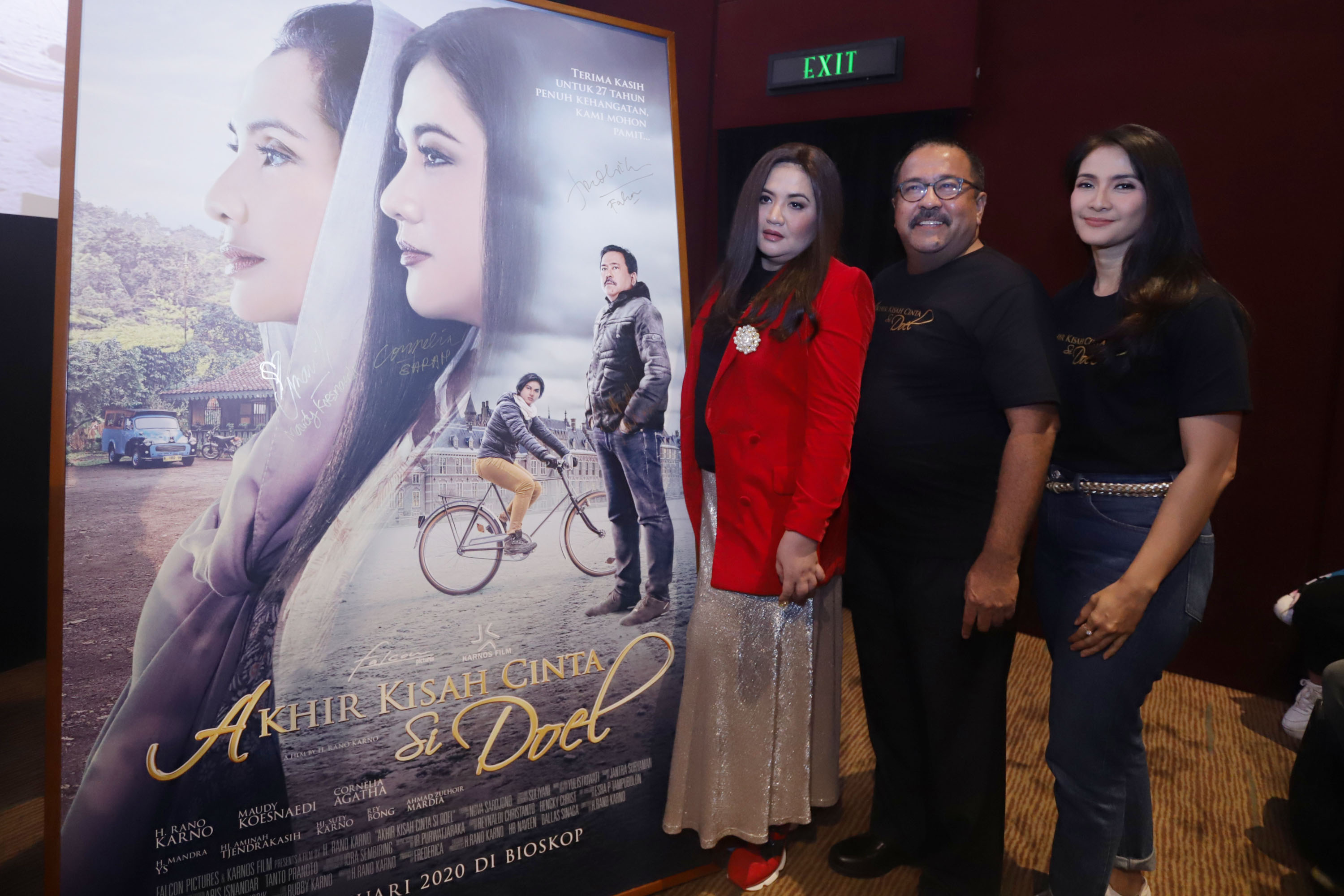 peluncuran-poster-dan-trailer-film-si-doel-the-movie-3_20191216_220547.jpg