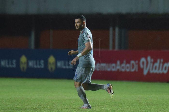 pemain-anyar-persib-bandung-farshad-noor.jpg